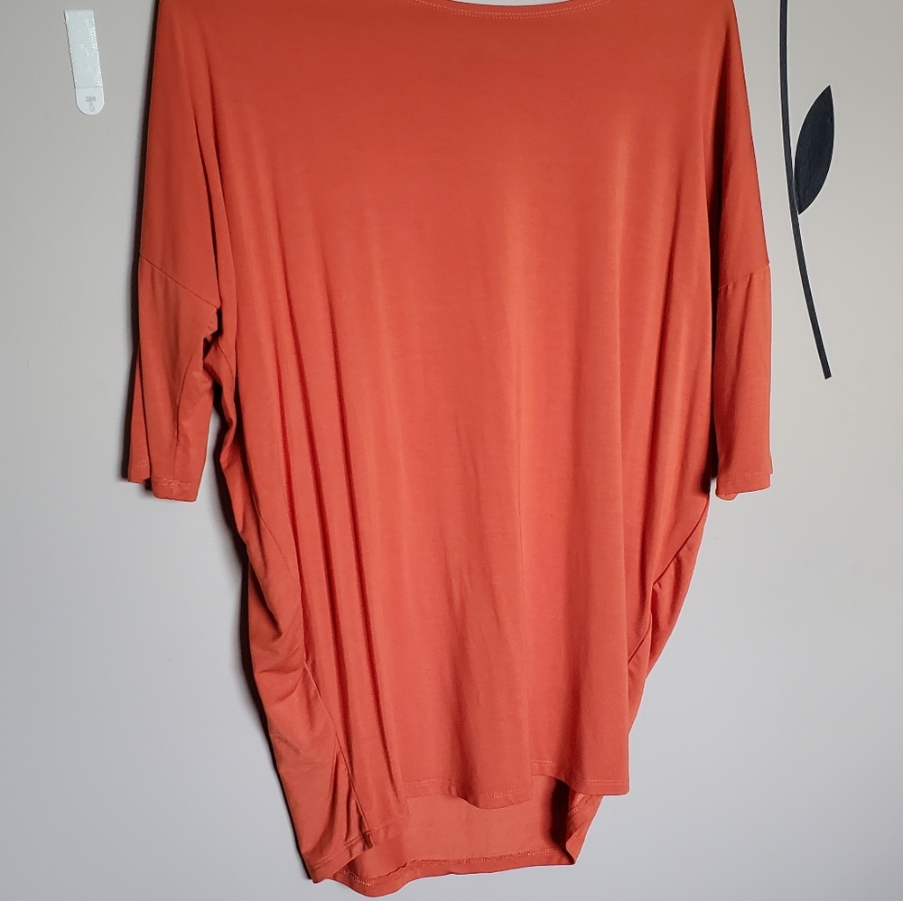 Agnes and dora Dorman top